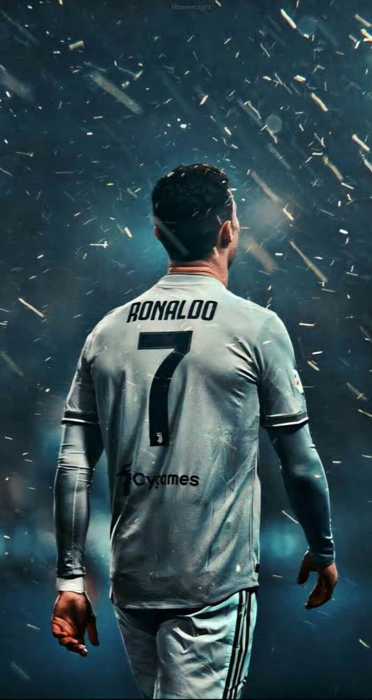 Person wearing a sports jersey with 'Ronaldo' and number '7' on a dark background